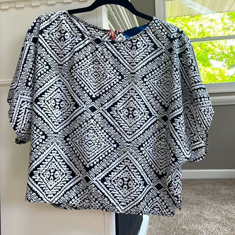 Francesca‘s blouse